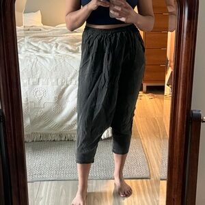 Pharaoh SZ 2 (fits medium)100% Japanese Cupro Women’s Relaxed Crop Capris - grey